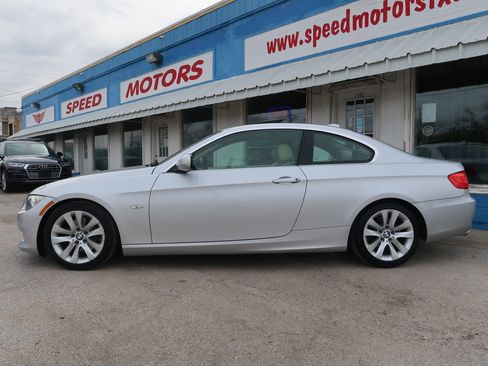 Used 2011 BMW 328i Coupe image 3