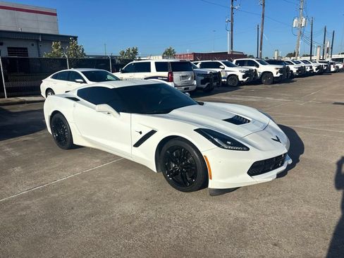 Used 2017 Chevrolet Corvette Stingray Coupe w/ Carbon Flash Badge Package RWD image 3
