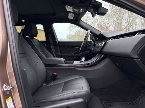 Certified 2025 Land Rover Range Rover Evoque S image 15