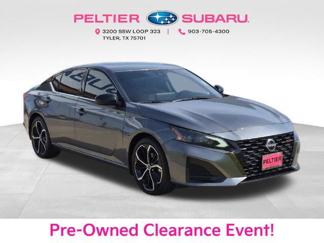 Used 2024 Nissan Altima 2.5 SR w/ SR Premium Package FWD image 1