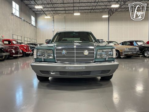 Used 1987 Mercedes-Benz 420 SEL image 4