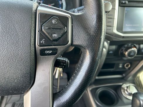 Used 2014 Toyota 4Runner SR5 image 22