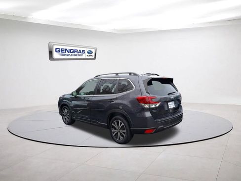 Used 2023 Subaru Forester Limited image 5