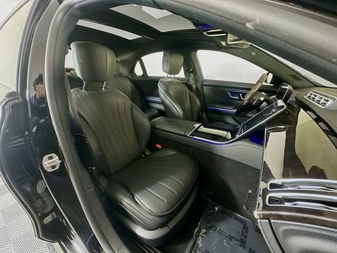 Certified 2023 Mercedes-Benz S 500 4MATIC image 28