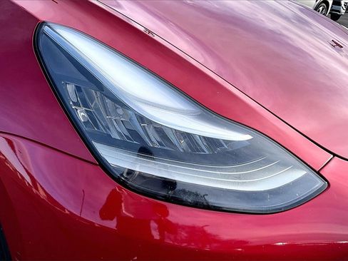 Used 2018 Tesla Model 3 Long Range image 28