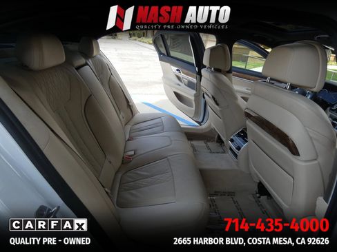 Used 2018 BMW 750i RWD image 36