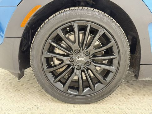 Certified 2024 MINI Cooper Clubman S FWD image 12