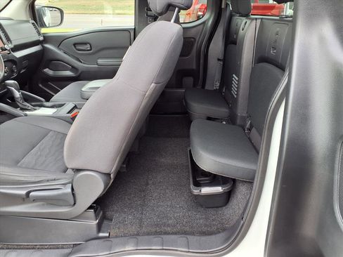 Used 2022 Nissan Frontier S w/ Technology Package image 15