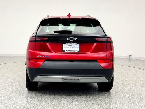 Used 2022 Chevrolet Bolt EUV Premier w/ Super Cruise Package image 6