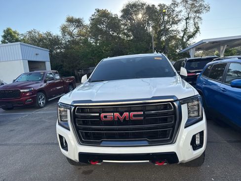 Used 2023 GMC Yukon XL AT4 w/ AT4 Premium Package image 2