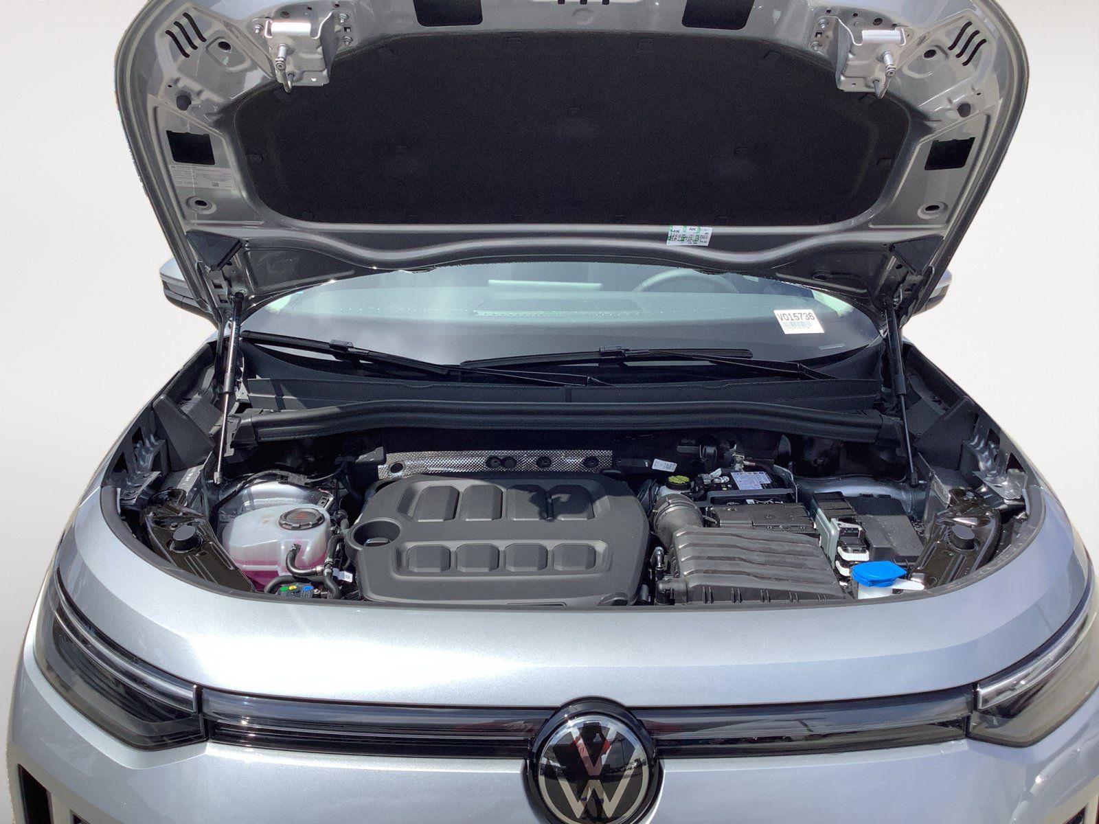 New 2026 Volkswagen Tiguan SE FWD image 11
