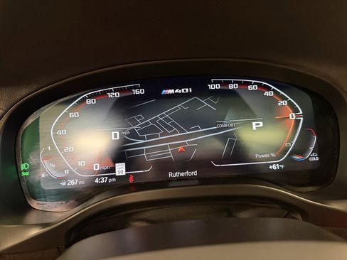 Used 2024 BMW X4 M40i w/ Premium Package image 11