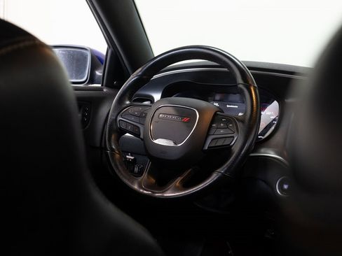 Used 2018 Dodge Charger R/T image 26