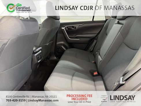 Used 2022 Toyota RAV4 LE AWD/4WD image 17