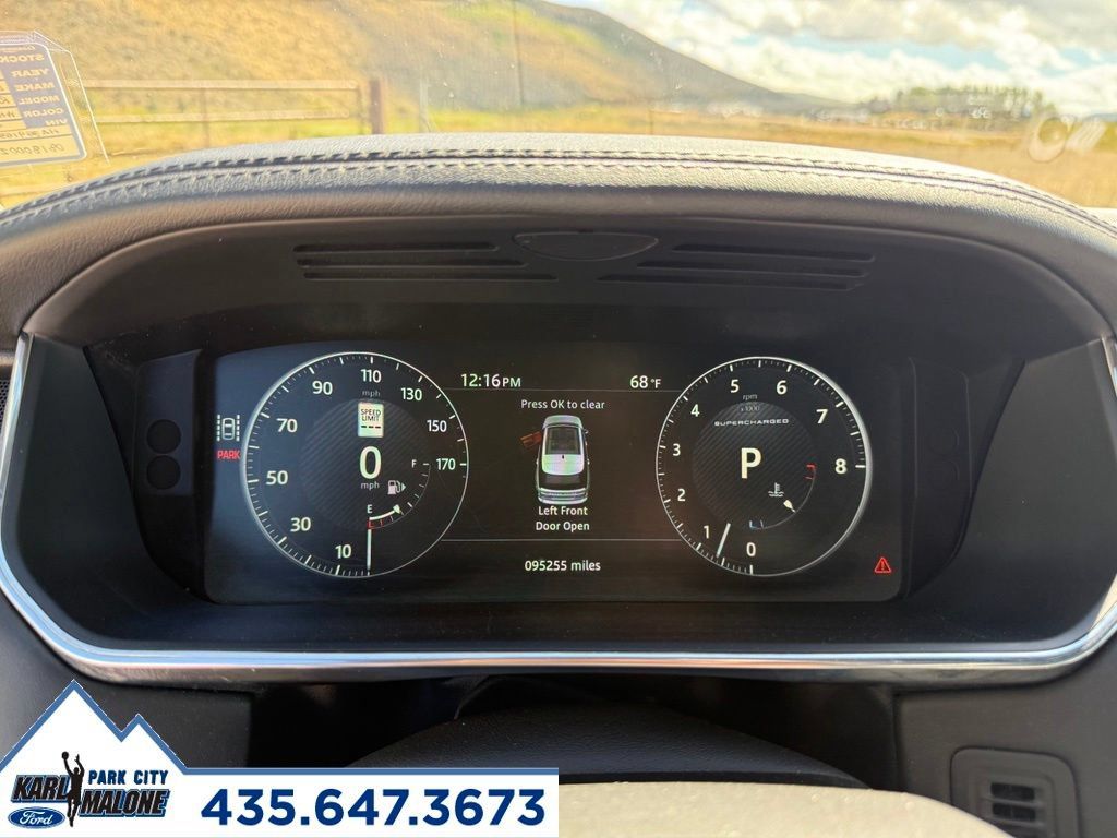 Used 2017 Land Rover Range Rover Supercharged AWD/4WD image 18