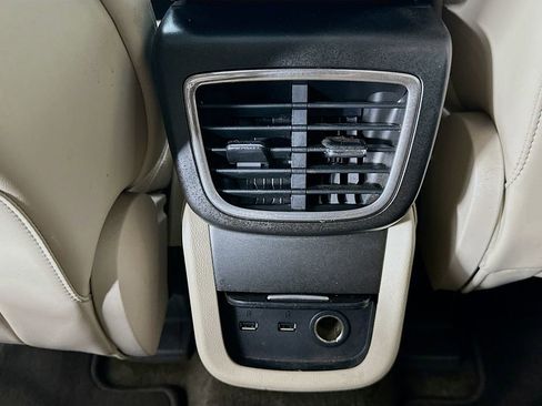 Used 2016 Lincoln MKX Reserve FWD image 22