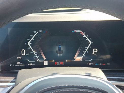 Used 2025 BMW X7 xDrive40i w/ M Sport Package AWD/4WD image 21