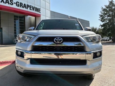 Used 2015 Toyota 4Runner Limited AWD/4WD image 3