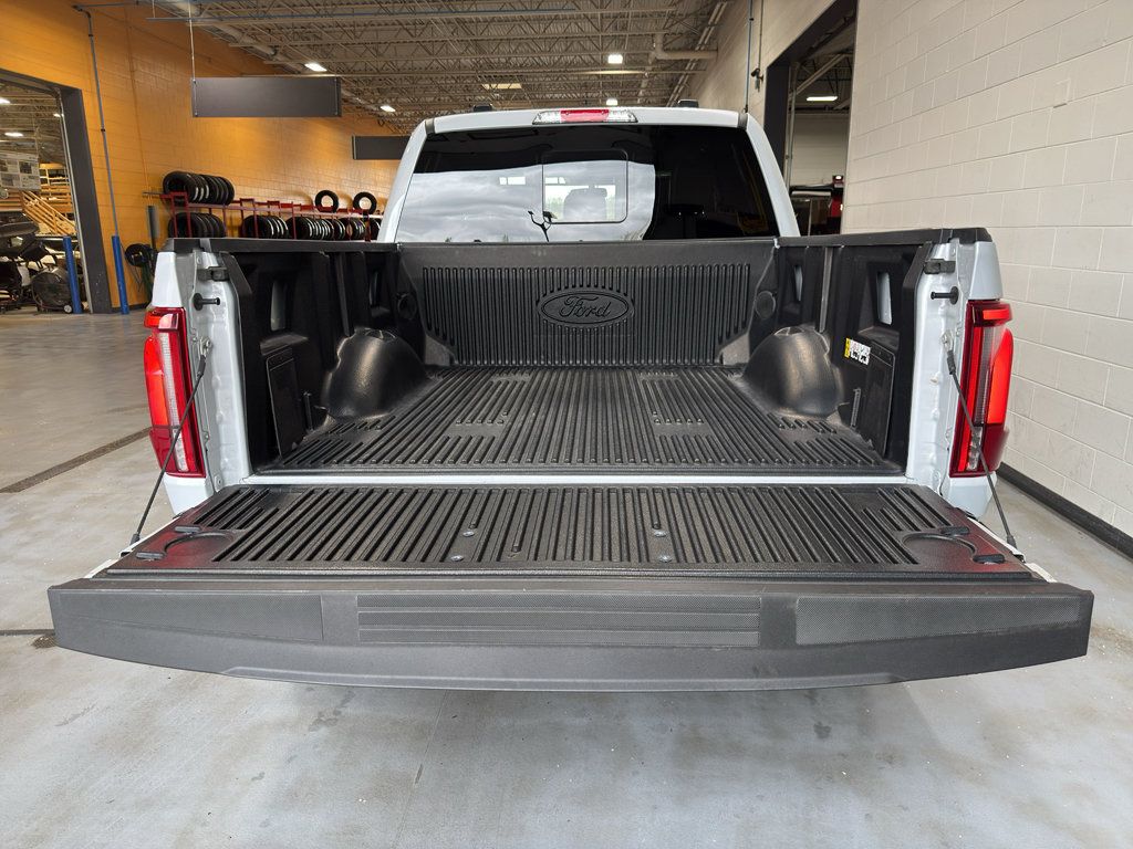Used 2025 Ford F150 Lariat AWD/4WD image 23