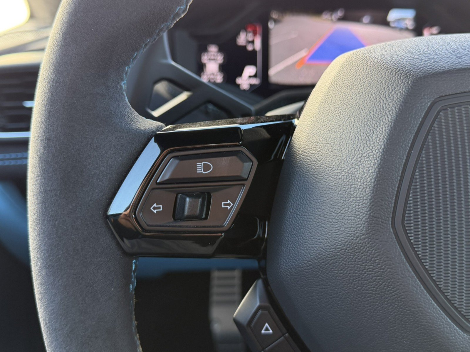 Used 2023 Lamborghini Huracan Tecnica RWD image 23