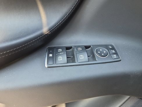 Used 2018 Tesla Model X 75D AWD/4WD image 19