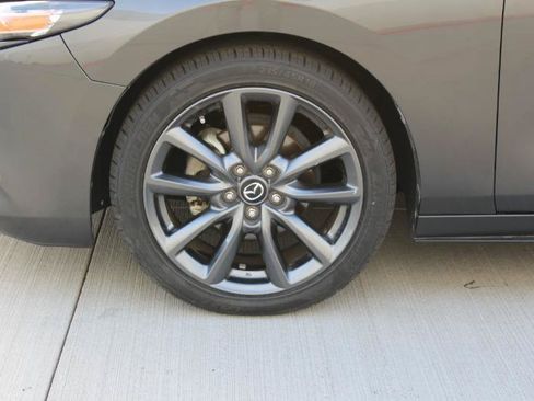 Used 2023 MAZDA MAZDA3 s FWD image 37