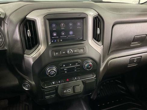 Used 2024 Chevrolet Silverado 3500 W/T image 17