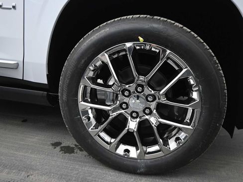New 2026 GMC Yukon XL Denali w/ Denali Reserve Package AWD/4WD image 12