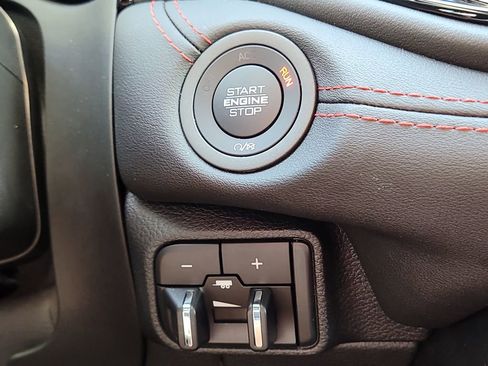 Used 2025 Dodge Durango GT image 29