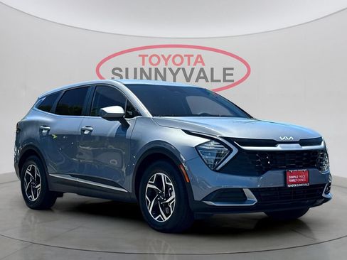 Used 2025 Kia Sportage LX FWD image 10