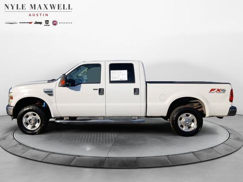 Used 2010 Ford F250 XLT AWD/4WD image 13