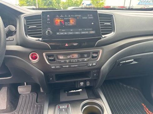 Used 2023 Honda Passport TrailSport image 22