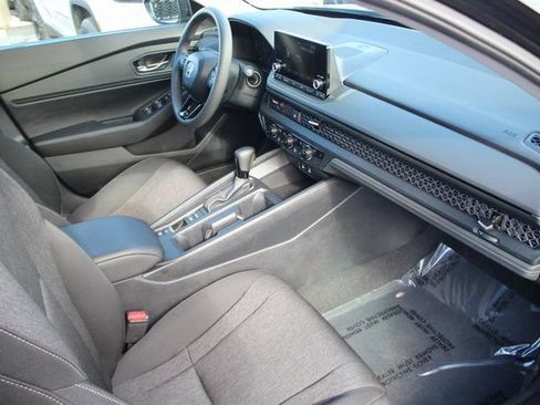 Used 2024 Honda Accord EX image 30