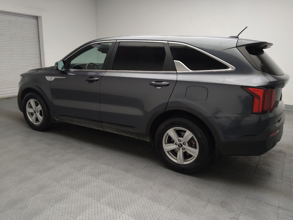 Used 2022 Kia Sorento LX FWD image 3