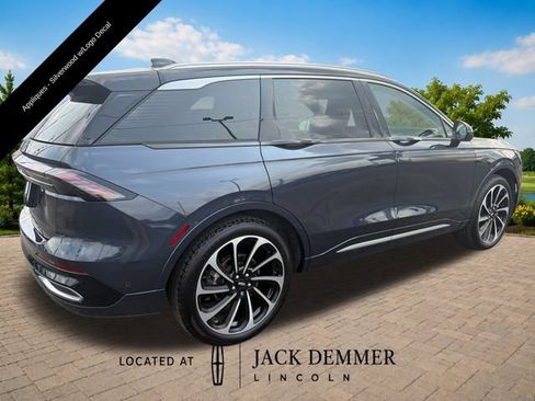 Certified 2024 Lincoln Nautilus Black Label AWD/4WD image 7