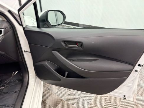 Used 2024 Toyota Corolla LE FWD image 14