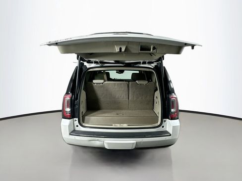 Used 2017 GMC Yukon Denali w/ Open Road Package image 30