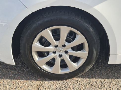 Used 2024 Toyota Corolla LE image 17