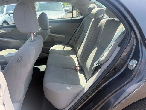 Used 2012 Toyota Corolla LE FWD image 13