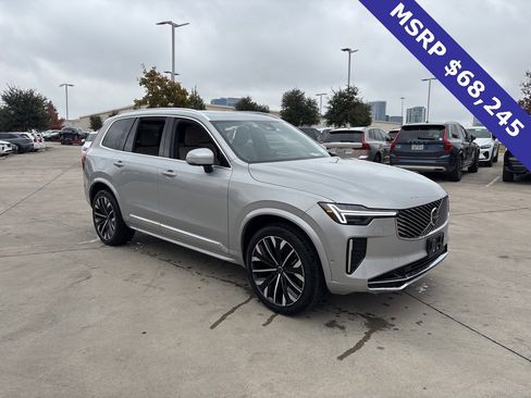 Certified 2025 Volvo XC90 B6 Plus image 3