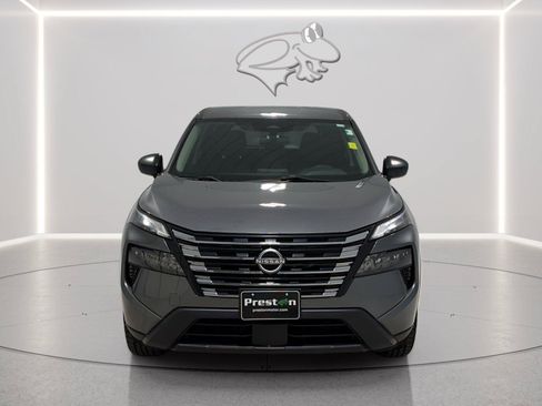 Used 2024 Nissan Rogue S AWD/4WD image 8