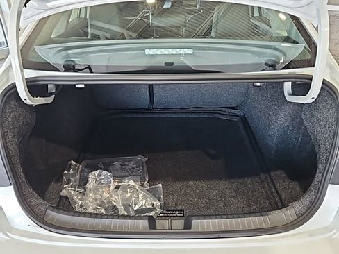 New 2026 Volkswagen Jetta SE FWD image 19