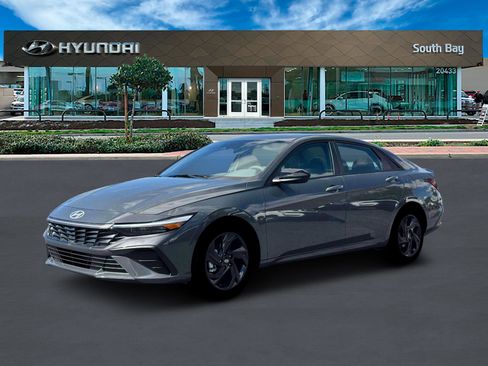 New 2026 Hyundai Elantra Sport image 2