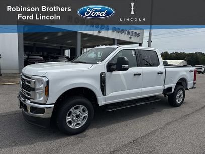 New 2026 Ford F250 4x4 Crew Cab Super Duty