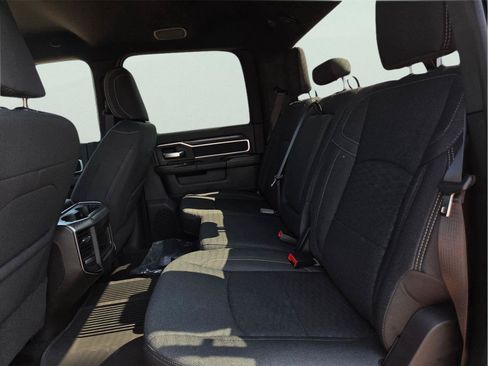 New 2026 RAM 2500 Big Horn AWD/4WD image 17