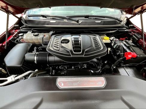 Used 2024 Jeep Grand Wagoneer L Series III image 11