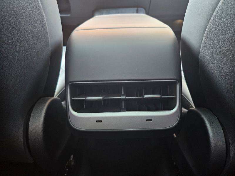 Used 2023 Tesla Model Y Long Range AWD/4WD image 66