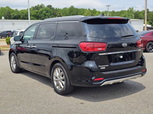 Used 2021 Kia Sedona EX w/ EX Premium Package FWD image 13