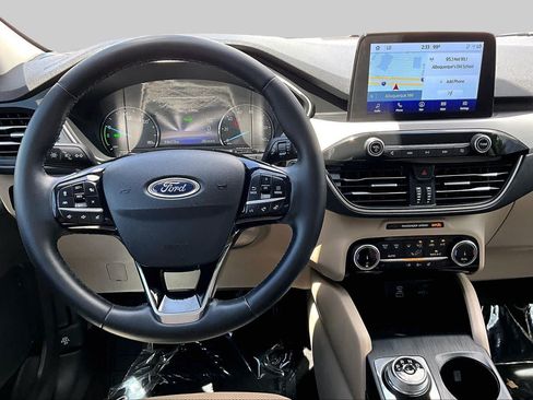 Used 2022 Ford Escape SEL FWD image 6