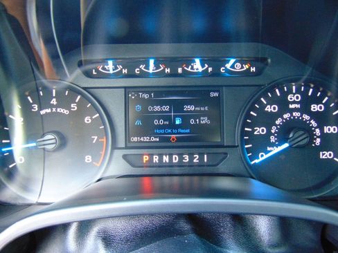 Used 2017 Ford F150 XL w/ Equipment Group 101A Mid AWD/4WD image 15